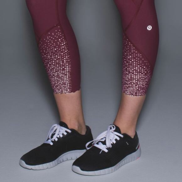 Lululemon Tight Stuff Tight - Wine Berry Bon Bon - Picture 1 of 9